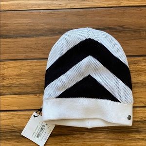 Snow amazing toque sherpa lululemon winter hat